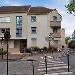 Duplex Autonome Cosy A Paris Cdg