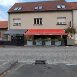 Duplex Autonome Cosy A Paris Cdg
