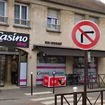 Duplex Autonome Cosy A Paris Cdg Apartment