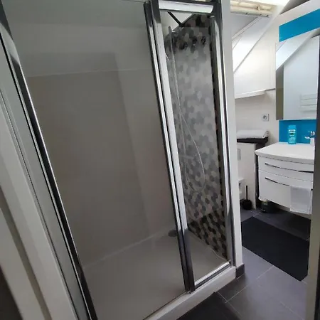 アパート Duplex Autonome Cosy A Paris Cdg ロワシー・アン・フランス