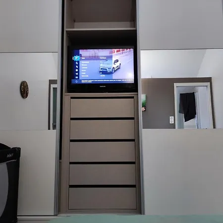 Duplex Autonome Cosy A Paris Cdg Apartment