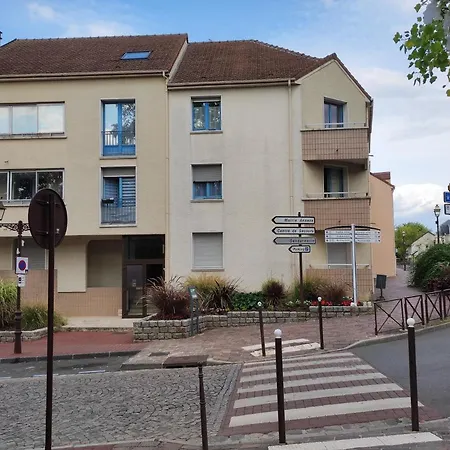 Duplex Autonome Cosy A Paris Cdg