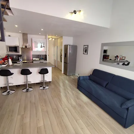 アパート Duplex Autonome Cosy A Paris Cdg ロワシー・アン・フランス