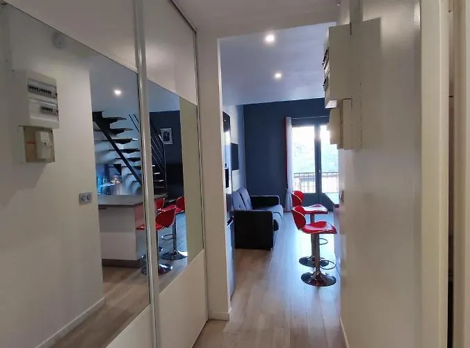 Duplex Autonome Cosy A Paris Cdg * Roissy-en-France