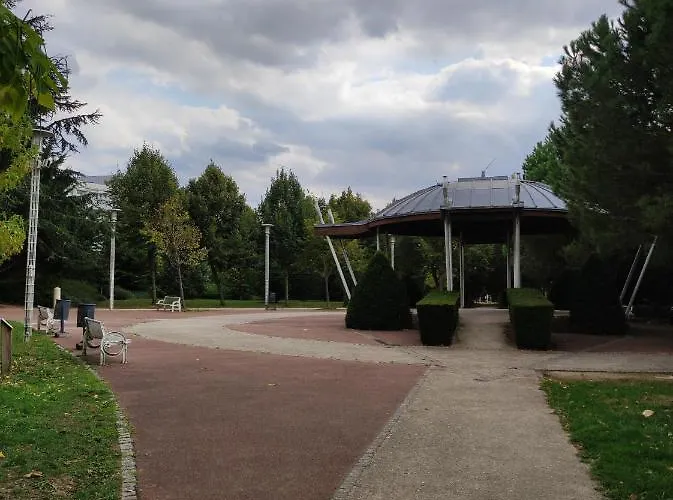 Duplex Autonome Cosy A Paris Cdg Roissy-en-France